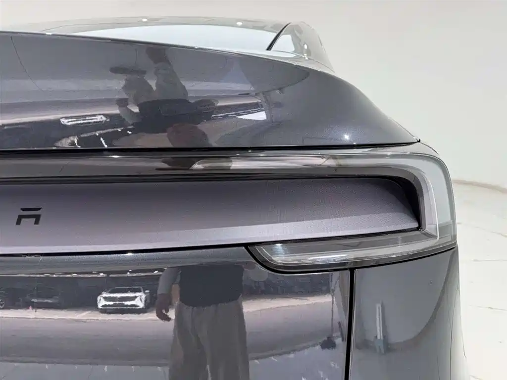 Model Y 2025 rear-wheel drive version купить на сайте DeffCars