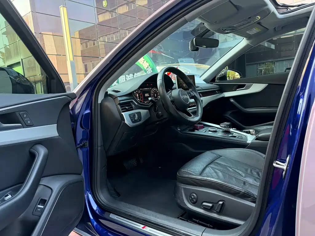 Audi A4L 2019 40 TFSI Fashion Type National VI купить на сайте DeffCars