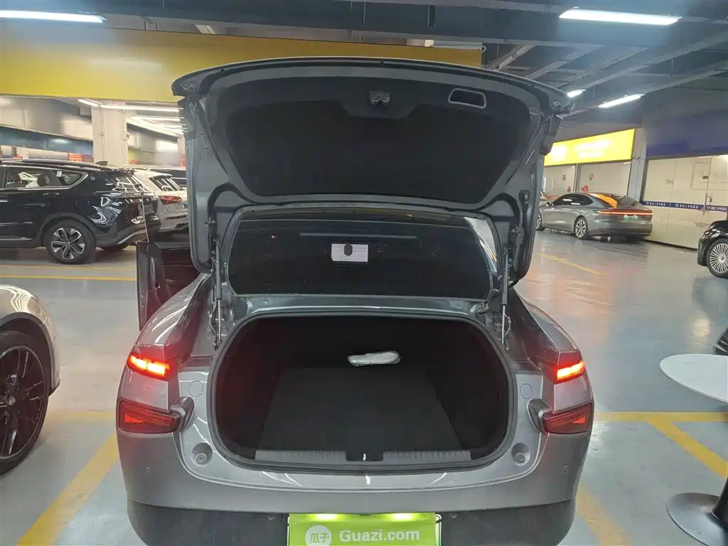 Xpeng P7 2022 model 625E купить на сайте DeffCars