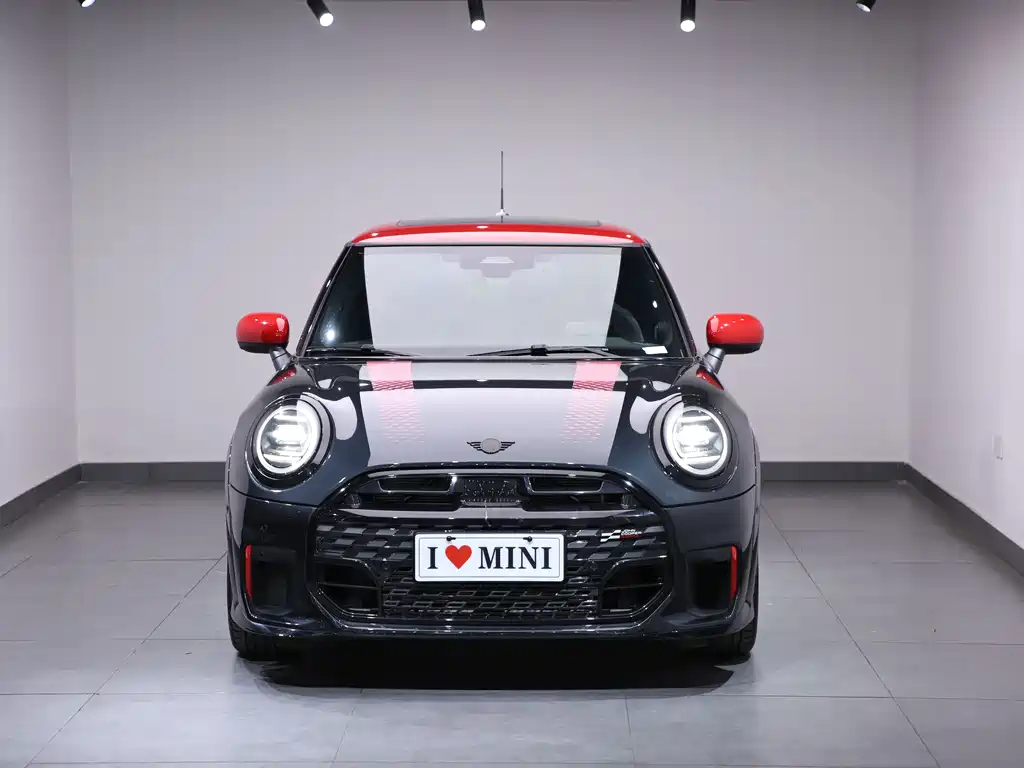 MINI JCW 2025 JOHN COOPER WORKS купить на сайте DeffCars