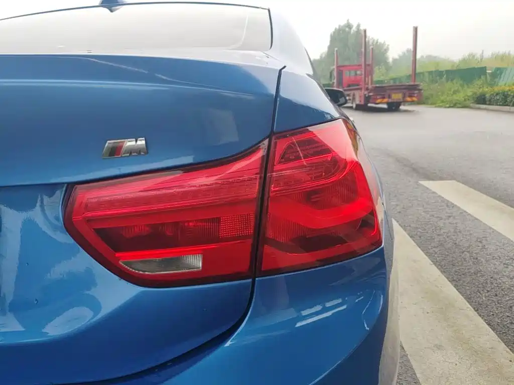BMW 1 Series 2018 118i Sports купить на сайте DeffCars