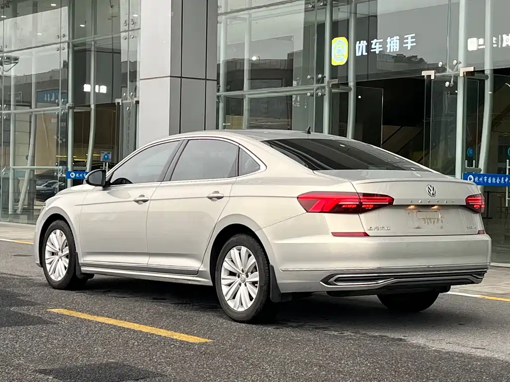 Passat 2019 330TSI Elite Edition National VI купить на сайте DeffCars