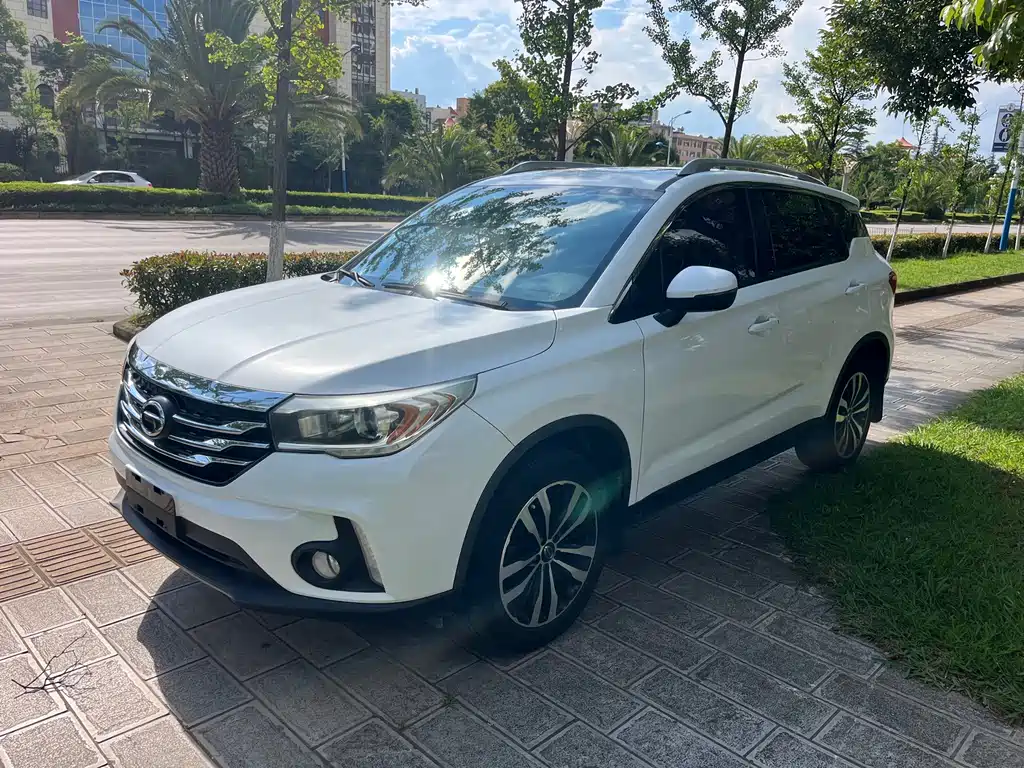 Trumpchi GS4 2017 235T manual two-wheel drive luxury version купить на сайте DeffCars