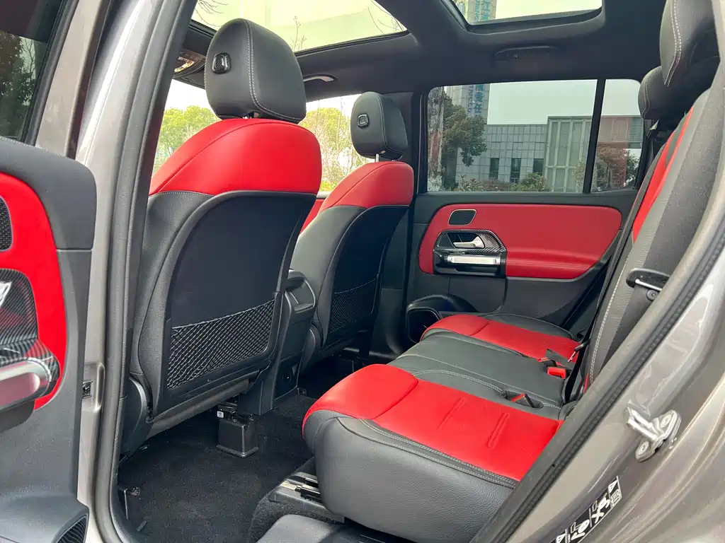 Mercedes-Benz GLB AMG 2023 AMG GLB 35 4MATIC купить на сайте DeffCars