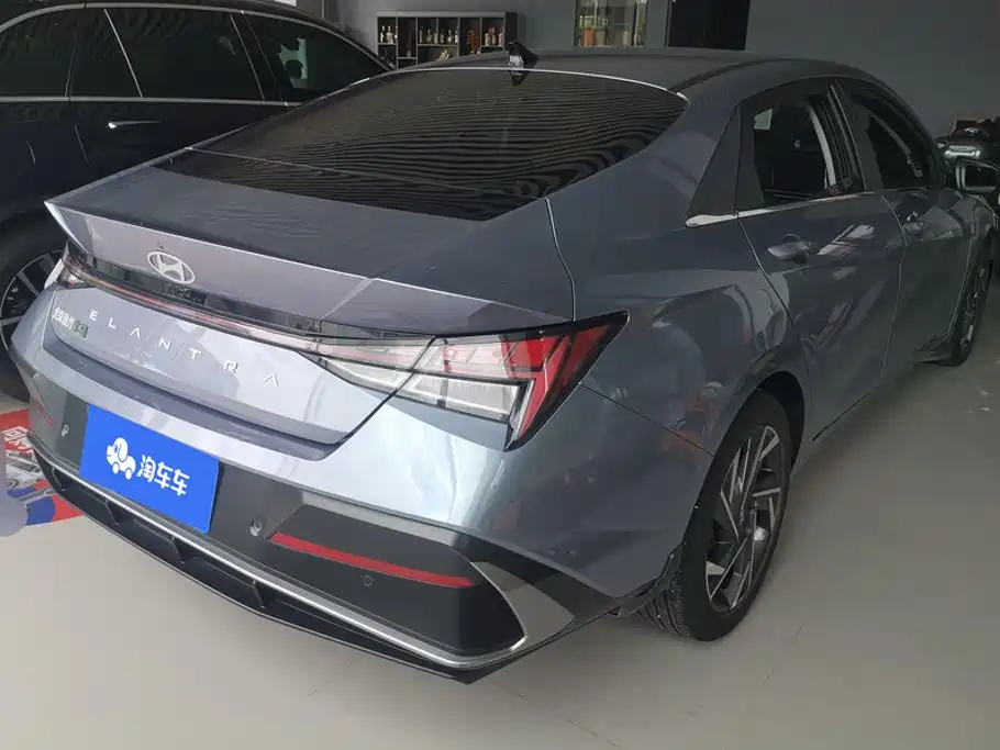Elantra 2023 1.5L CVT LUX Premium Edition купить на сайте DeffCars
