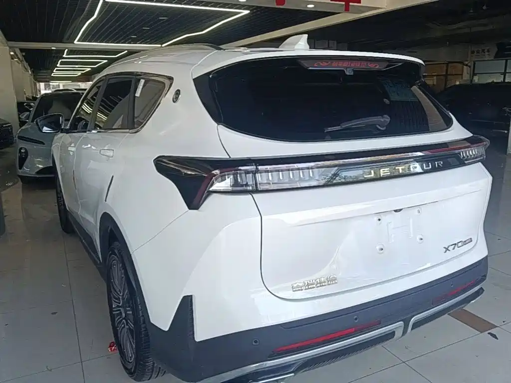 Jietu X70 PLUS 2025 1.5T Elite Edition 5 seats купить на сайте DeffCars