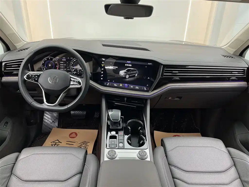 Touareg 2023 3.0TSI Ruixiang Edition Classic Sports Package купить на сайте DeffCars