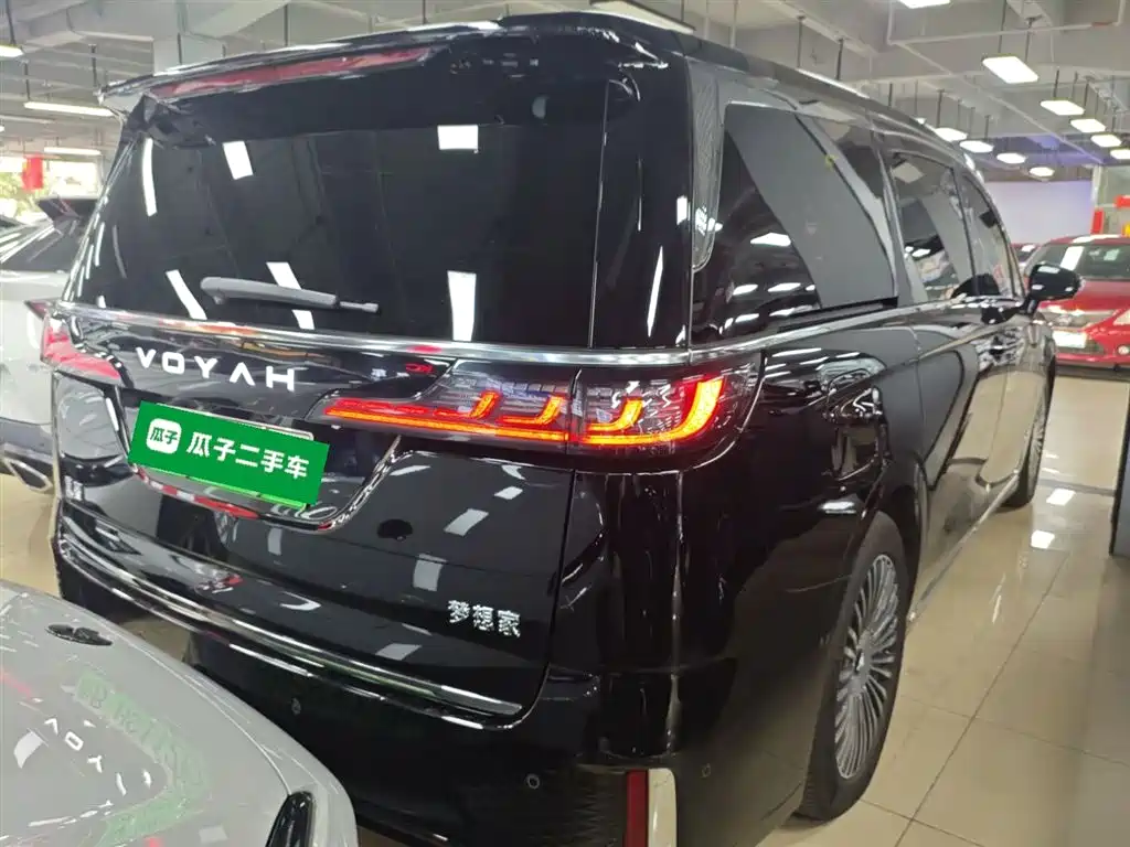 Lantu Dreamer 2025 PHEV four-wheel drive excellent Kunpeng version купить на сайте DeffCars
