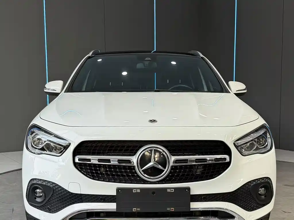 Mercedes-Benz GLA 2022 facelift version 2 GLA 200 купить на сайте DeffCars