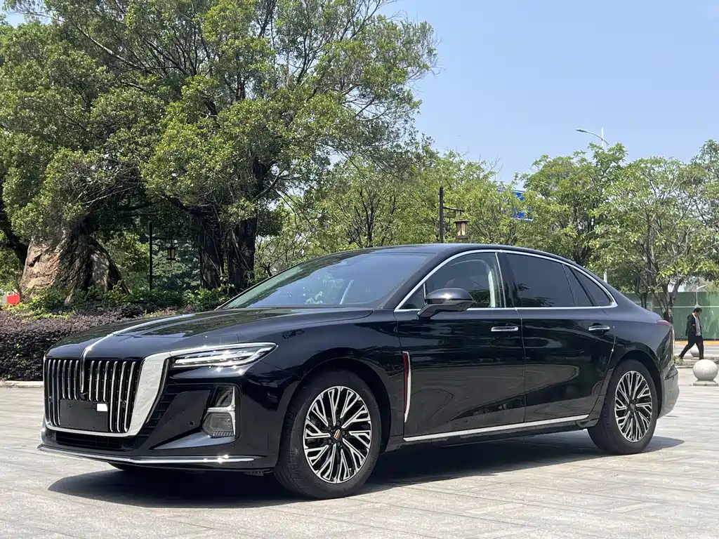 Hongqi H5 2024 2.0T Automatic Zhilianqichang Edition купить на сайте DeffCars