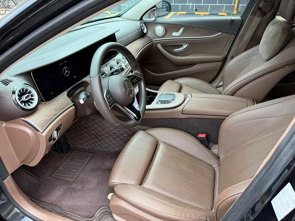 Mercedes-Benz E-Class 2022 E 260 L купить на сайте DeffCars