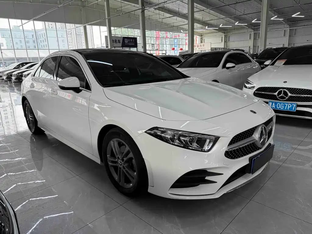 Mercedes-Benz A-Class 2022 A 180 L Sports Sedan купить на сайте DeffCars