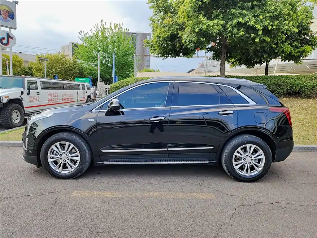 Cadillac XT5 2022 2.0T two-wheel drive luxury model купить на сайте DeffCars