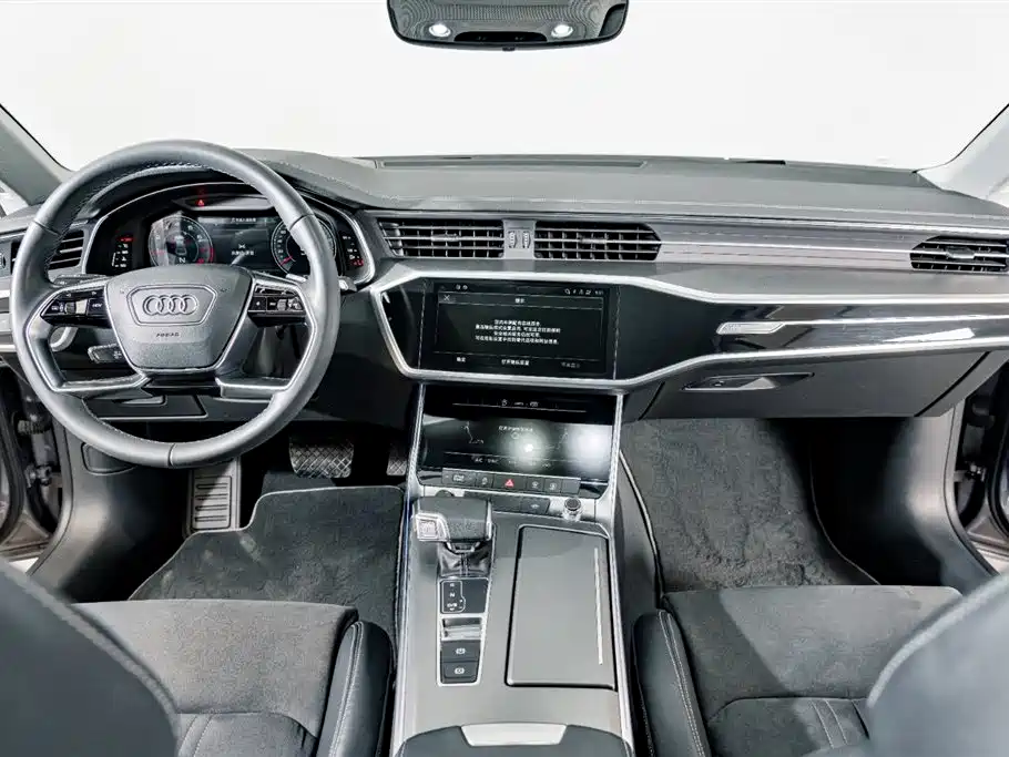 Audi A7L 2024 45TFSI S-line Dream Building Liquid Crystal Package купить на сайте DeffCars