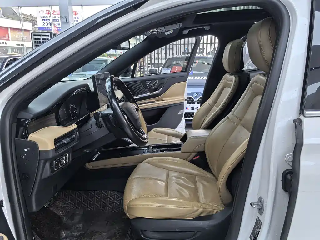 Adventurer 2021 2.0T Two-wheel drive Premium Edition купить на сайте DeffCars