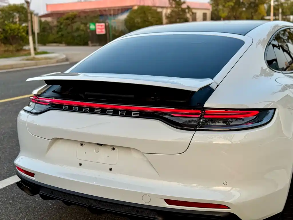 Panamera 2023 Panamera 2.9T Platinum Edition купить на сайте DeffCars