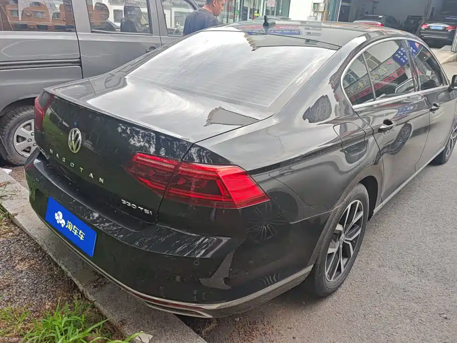 Magotan 2020 330TSI DSG leading model купить на сайте DeffCars