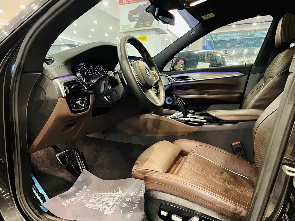 BMW 6 Series GT 2018 640i xDrive M Sports Package купить на сайте DeffCars