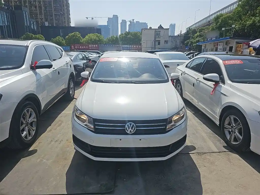 Santana 2019 1.5L automatic fashion version National VI купить на сайте DeffCars