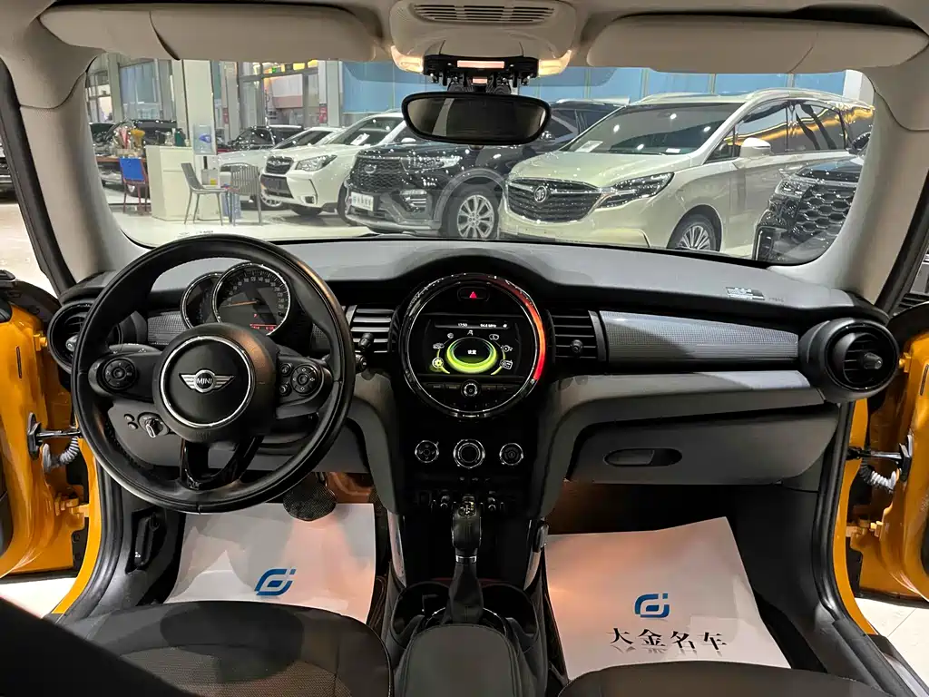 Mini 2014 model 1.5T COOPER Fun купить на сайте DeffCars