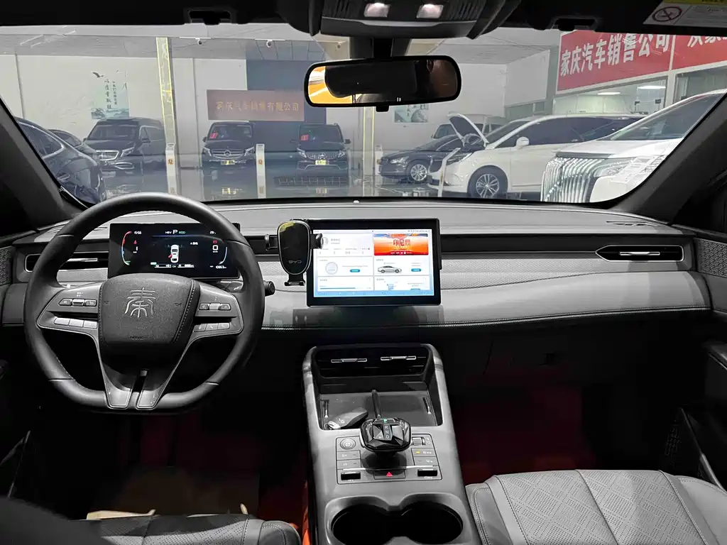 Qin PLUS 2025 DM-i smart driving version 55KM leading model купить на сайте DeffCars