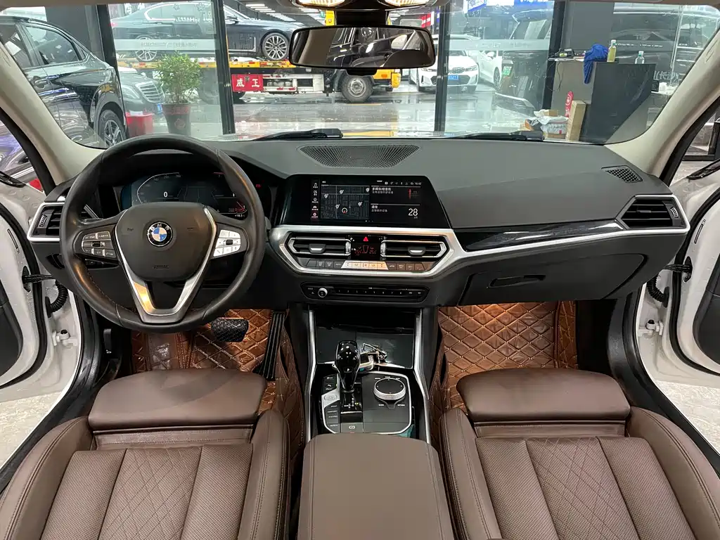 BMW 3 Series 2022 facelift 320i sports package купить на сайте DeffCars