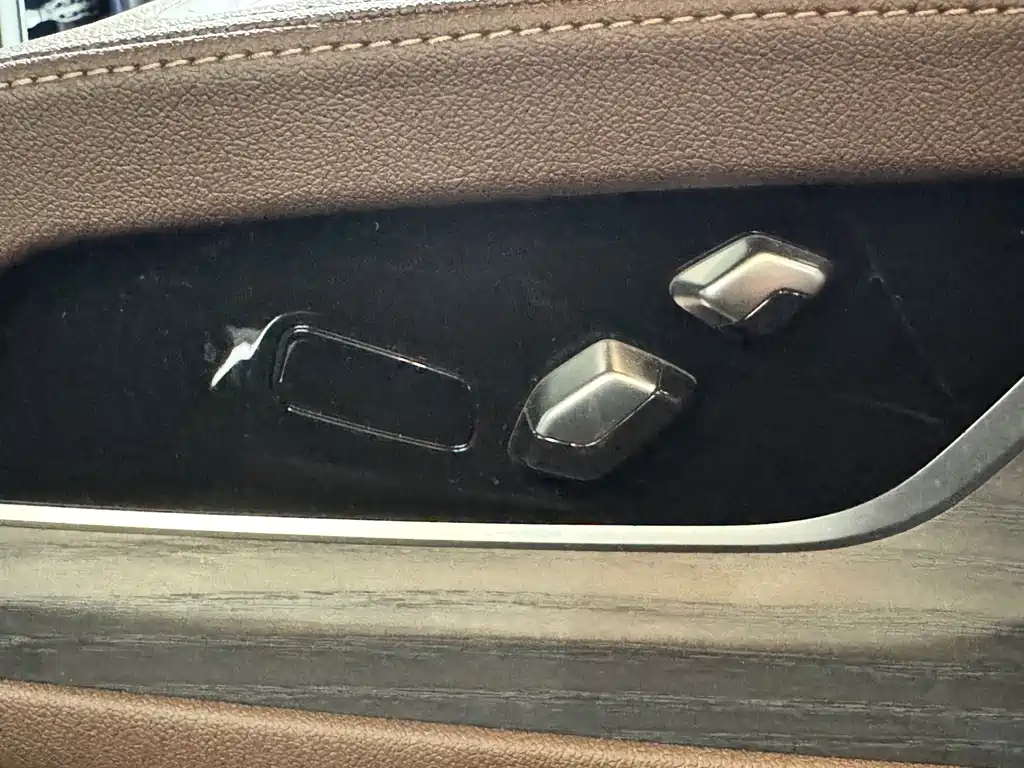 BMW 5 Series 2022 Facelift 2 530Li Exclusive M Sports Package купить на сайте DeffCars