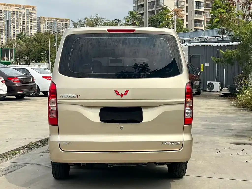Wuling Hongguang V 2022 1.5L Jinxiang Edition Hydraulic Assist LAR купить на сайте DeffCars