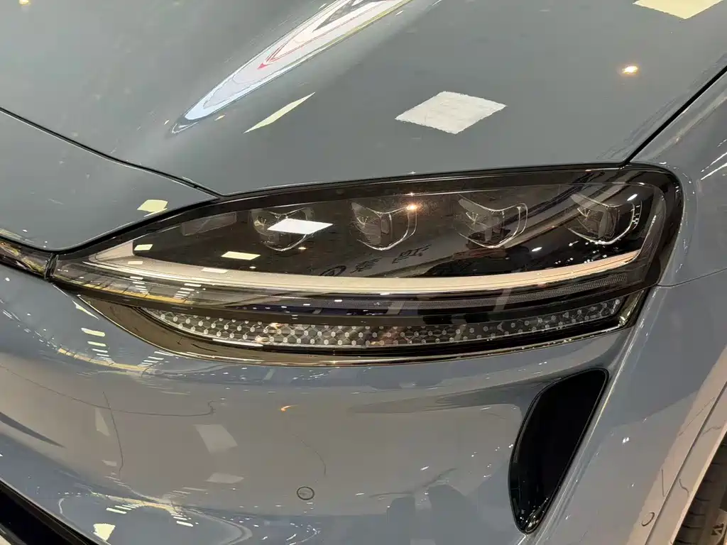 Zhijie R7 2026 Pure Electric Max+ купить на сайте DeffCars
