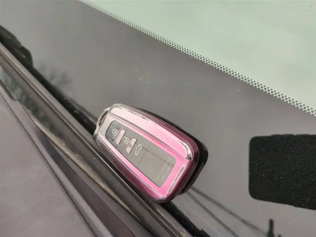 Camry 2021 2.0G Deluxe Edition купить на сайте DeffCars