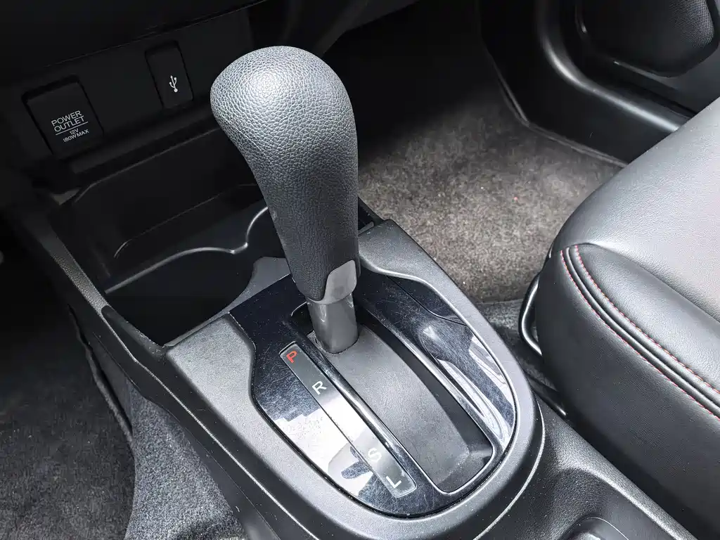 Fit 2018 1.5L CVT Comfort Edition купить на сайте DeffCars