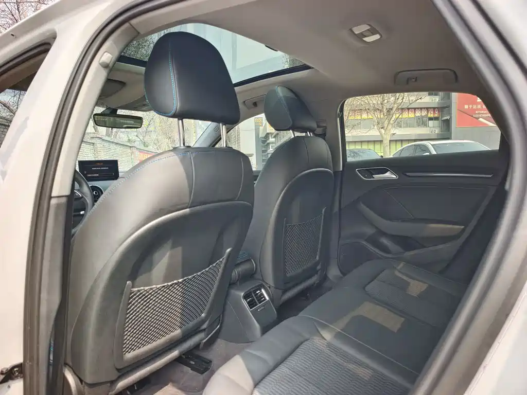 Audi A3 2019 Limousine 35 TFSI Fashion Type National V купить на сайте DeffCars