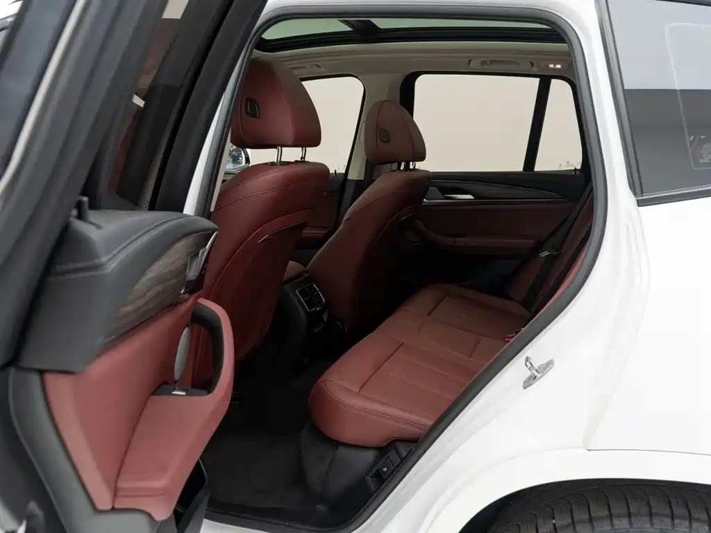 BMW X3 2022 Model 2 xDrive30i Leading M Night Package купить на сайте DeffCars