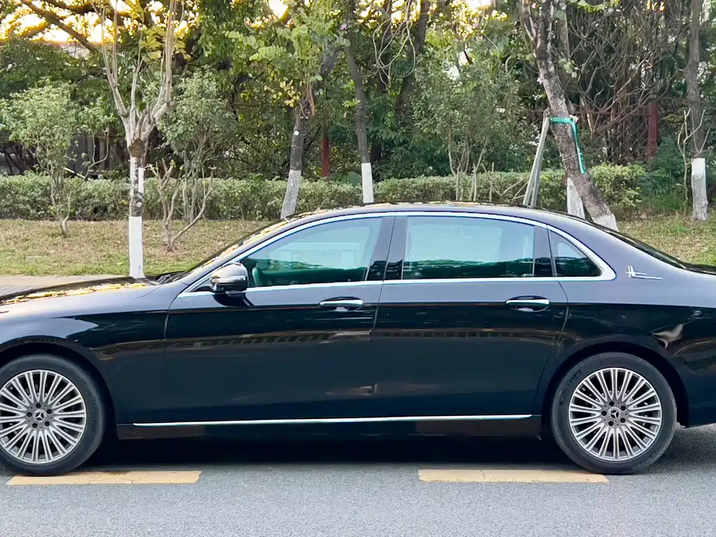 Mercedes-Benz E-Class 2021 E 300 L Luxury Model купить на сайте DeffCars