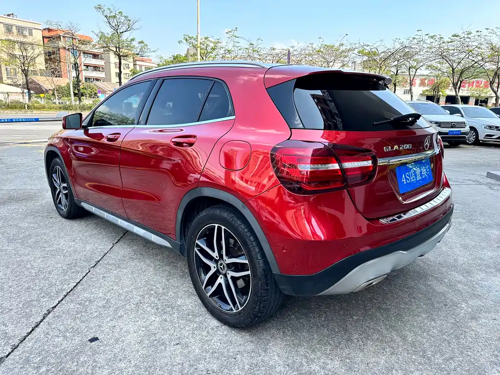 Mercedes-Benz GLA 2018 GLA 200 Fashion Model купить на сайте DeffCars