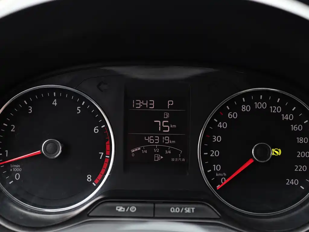 Polo 2016 1.6L automatic comfort model купить на сайте DeffCars