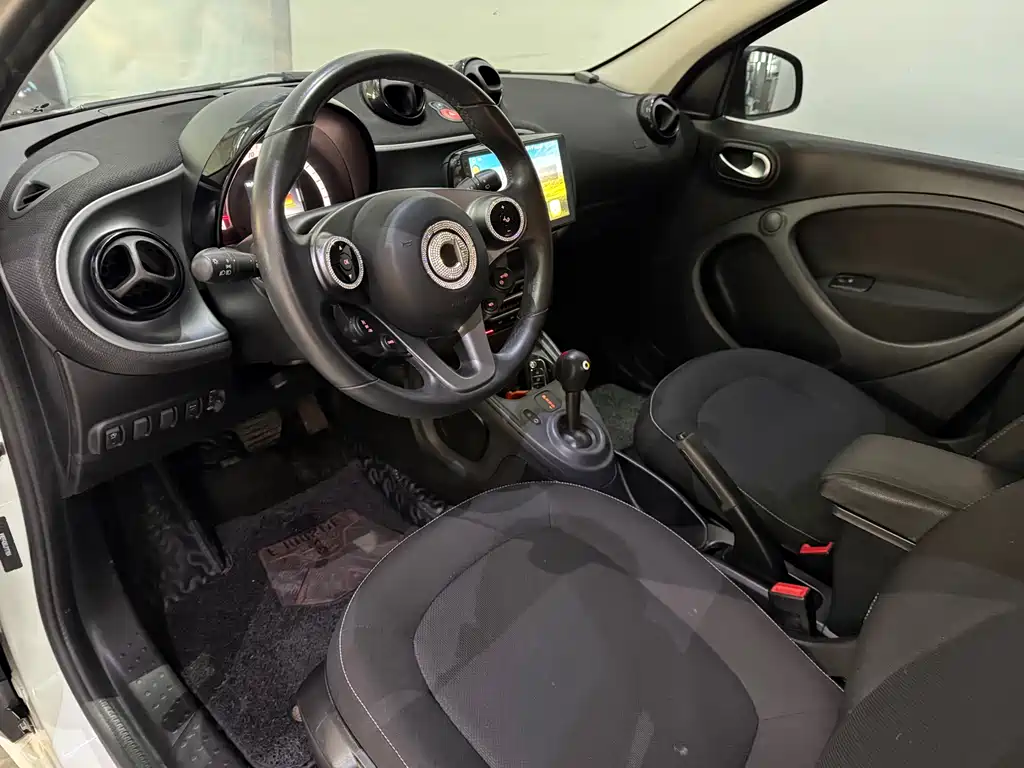smart forfour 2018 1.0L 52kW passion version купить на сайте DeffCars