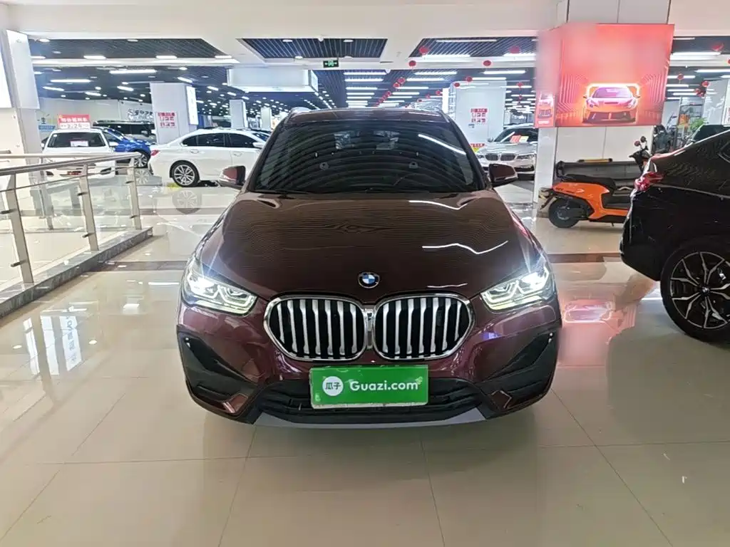 BMW X1 2021 sDrive25Li Leading купить на сайте DeffCars