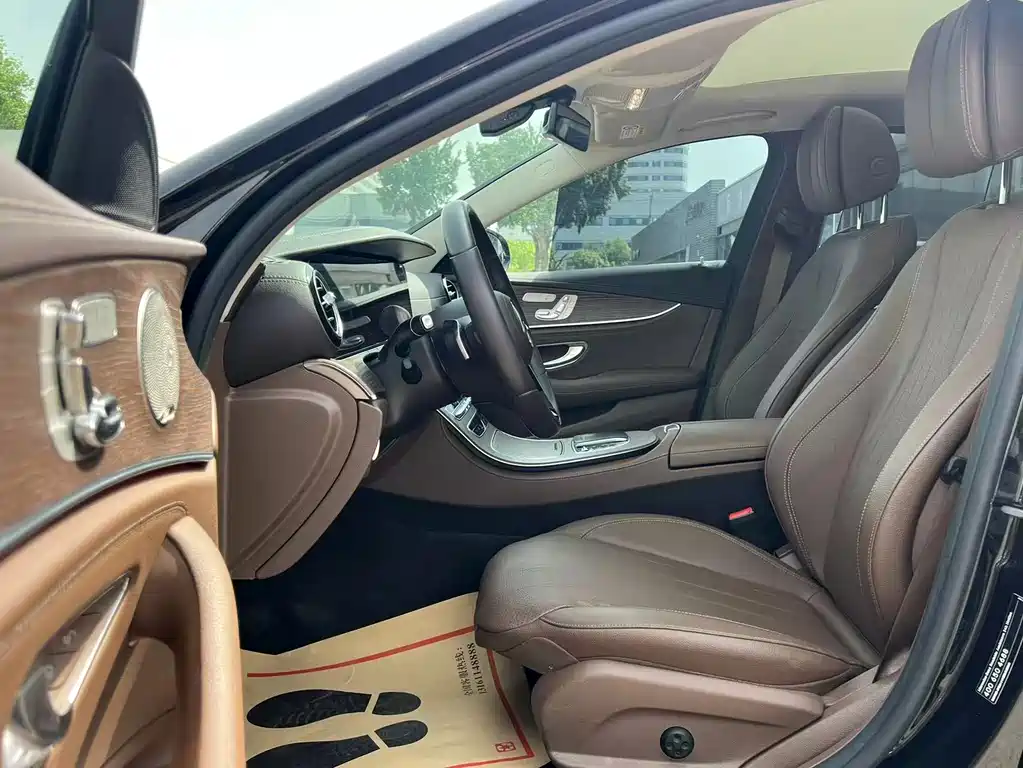 Mercedes-Benz E-Class 2022 E 300 L Luxury Model купить на сайте DeffCars