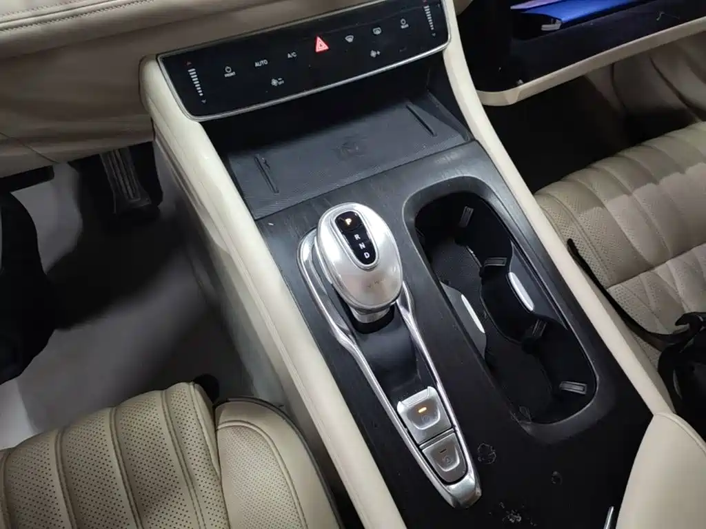 Lantu Dreamer 2022 Low Carbon Version Dream+Smart Package купить на сайте DeffCars