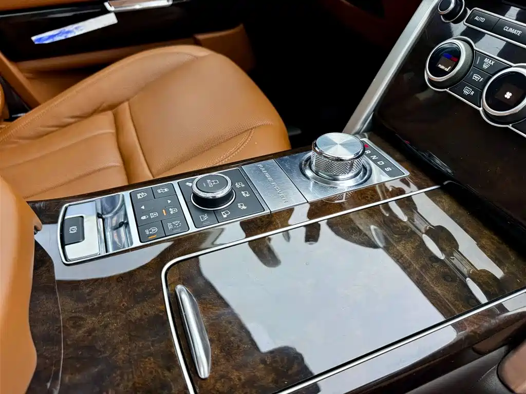Range Rover 2016 5.0 SC V8 AB Peak Creation Extended Edition купить на сайте DeffCars