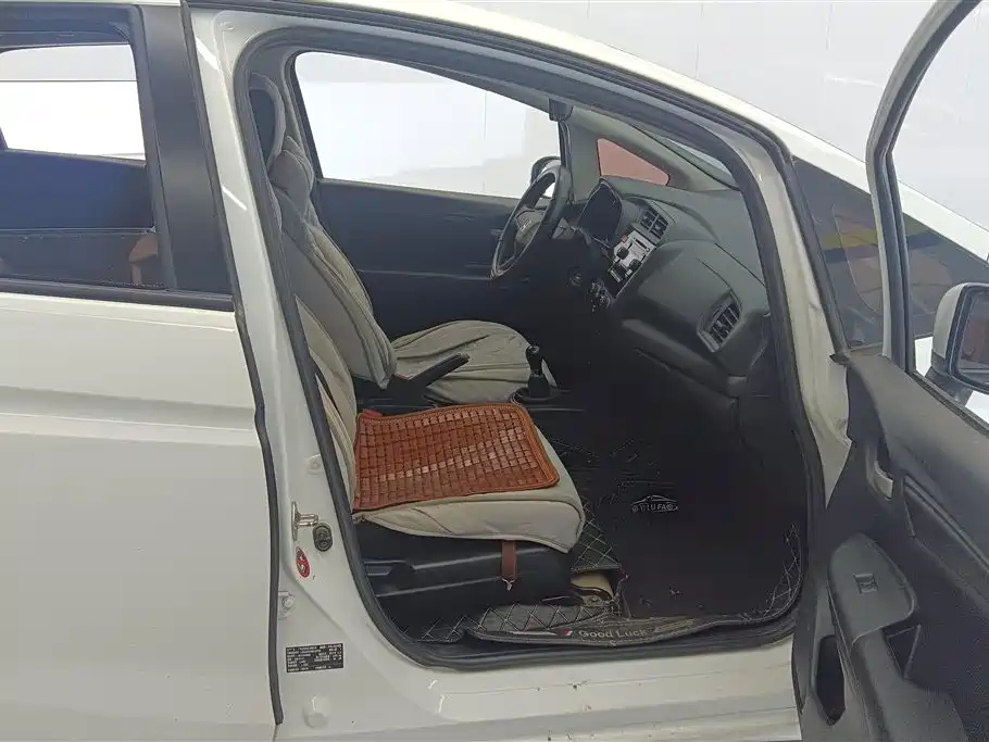 Fit 2016 1.5L LX manual comfort model купить на сайте DeffCars