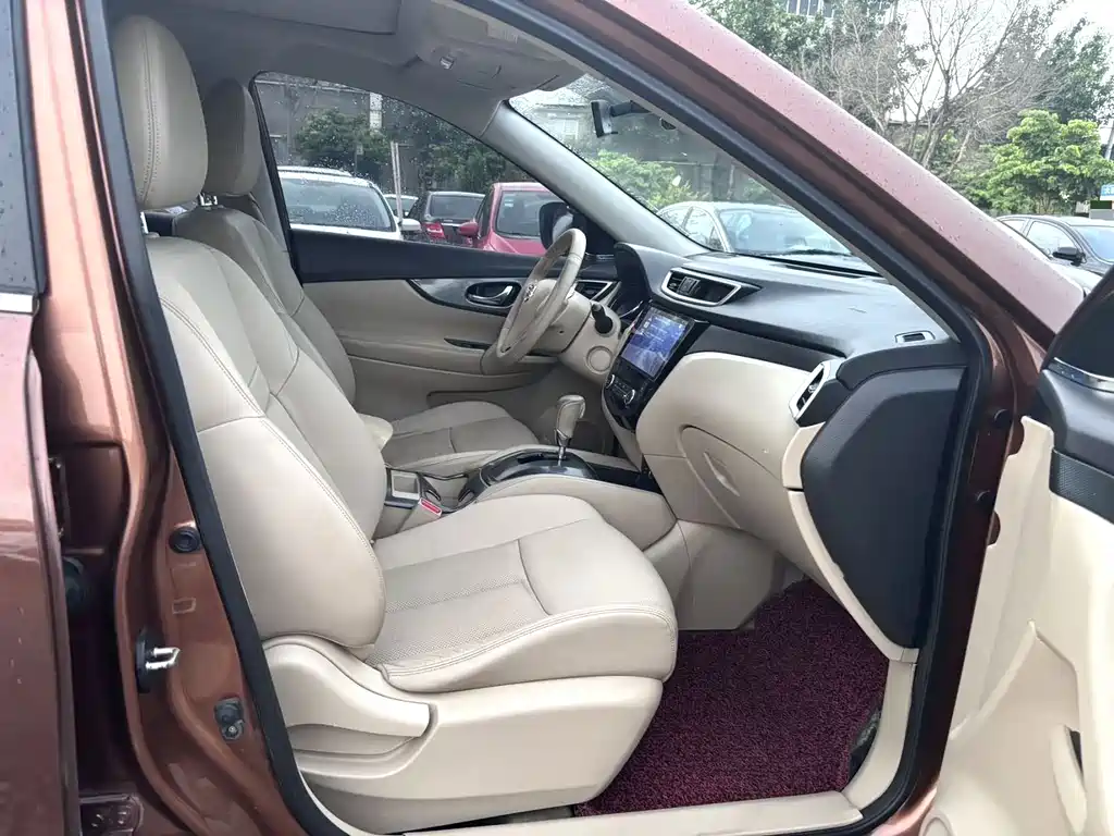 X-Trail 2014款 2.0L CVT舒适版 2WD купить на сайте DeffCars