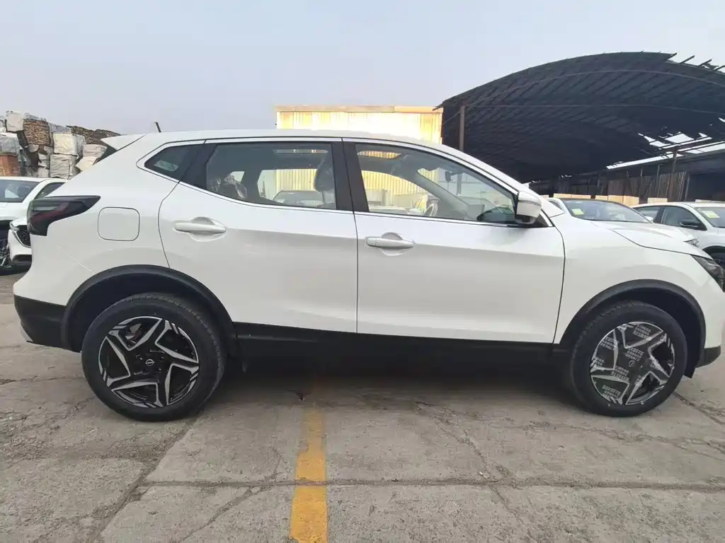 Qashqai 2025 Honor 2.0L CVT XV+ Leading Edition купить на сайте DeffCars