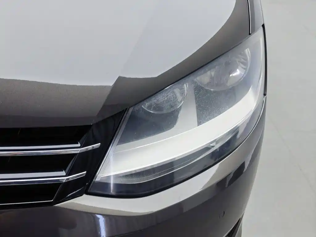 Sharan 2016 380TSI Comfortable 7-seater купить на сайте DeffCars