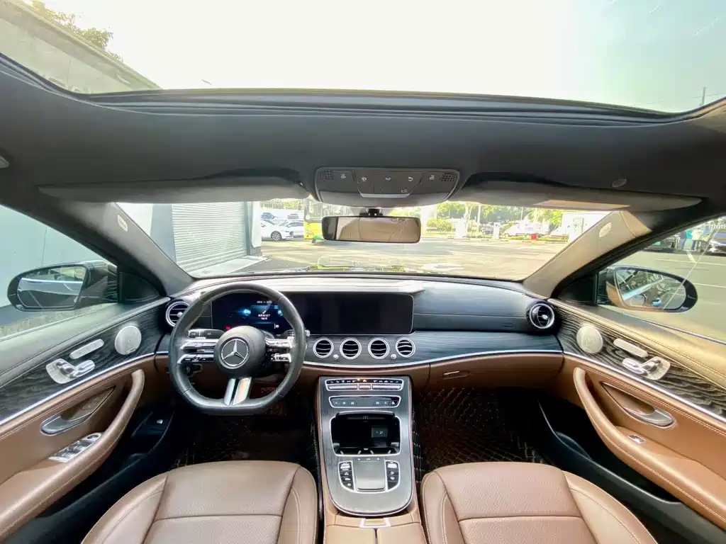 Mercedes-Benz E-Class 2023 E 300 L Luxury Model купить на сайте DeffCars