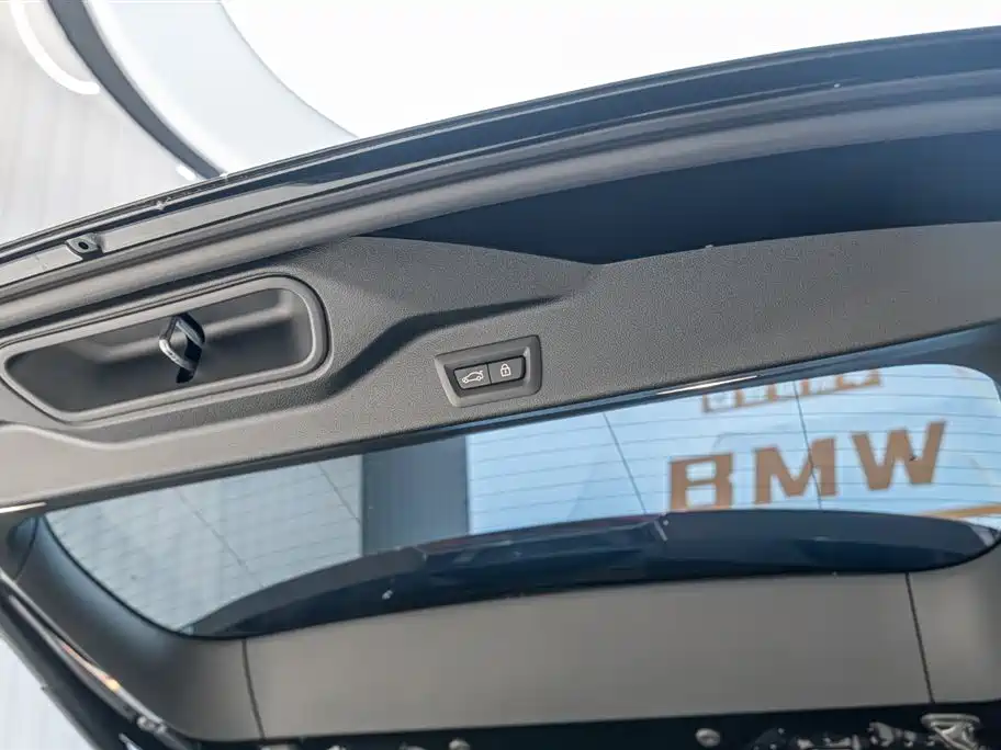 BMW X5 2022 facelift xDrive 40Li M sports package купить на сайте DeffCars