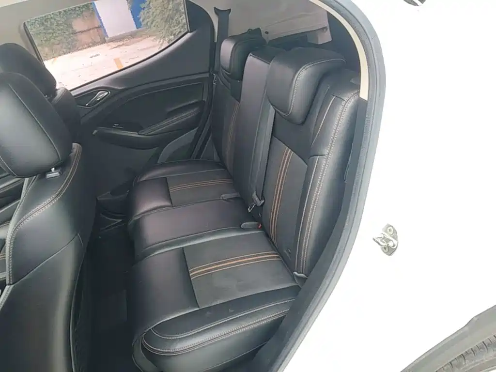 Yuan 2017 1.5L automatic cool interconnected model купить на сайте DeffCars