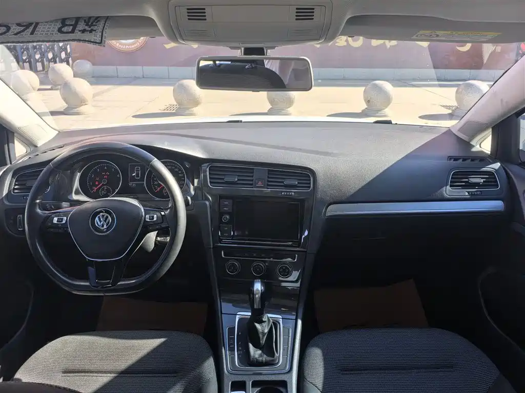 Golf 2019 280TSI DSG comfort model National VI купить на сайте DeffCars