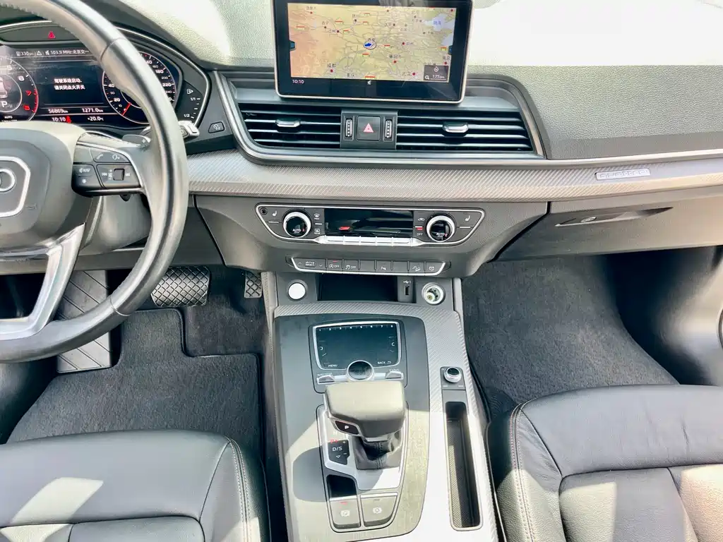 Audi Q5L 2018 45 TFSI Exclusive Fashion Model National V купить на сайте DeffCars